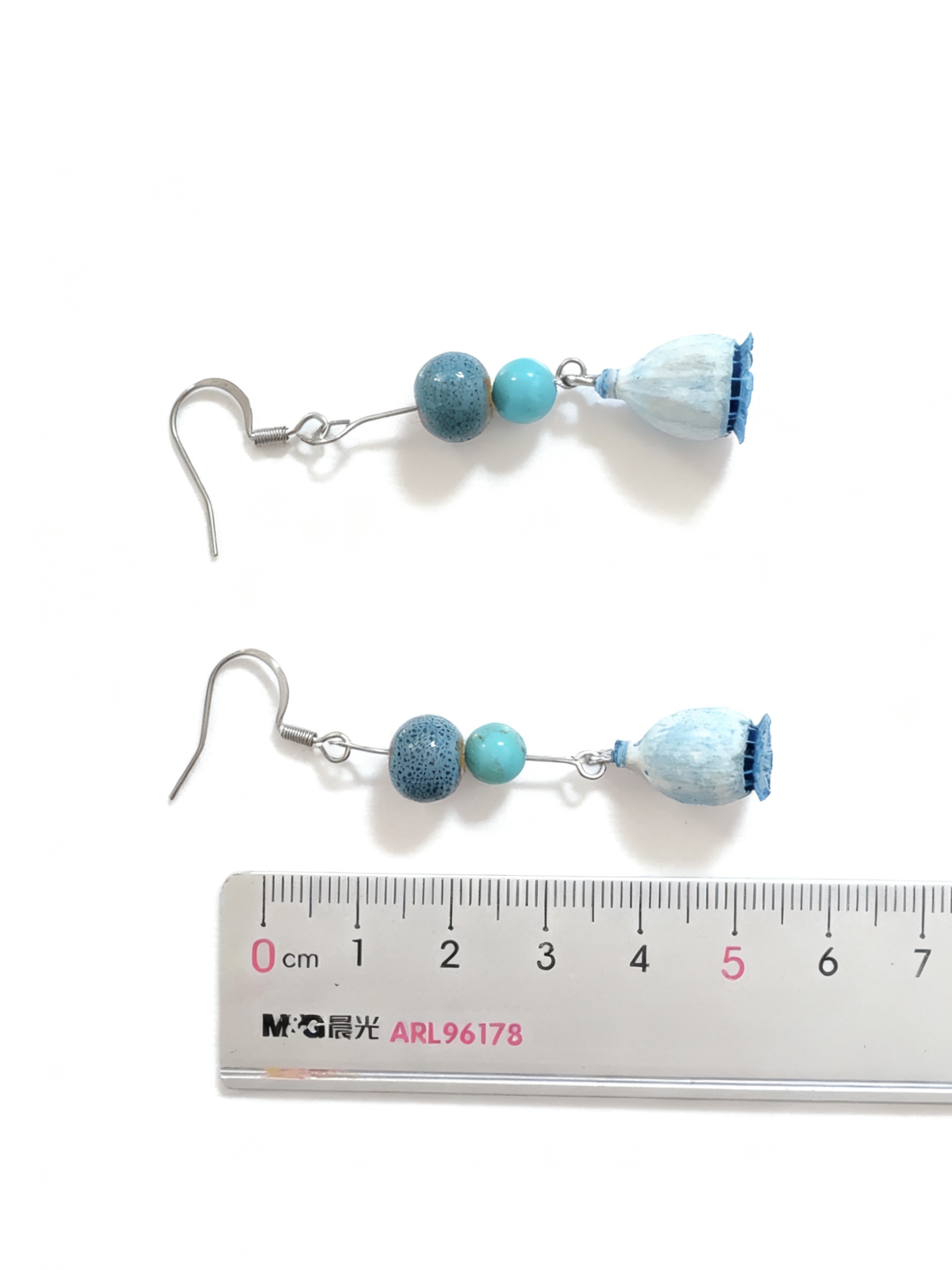 Handmade blue-dyed poppy earrings with ceramic beads - Image 2